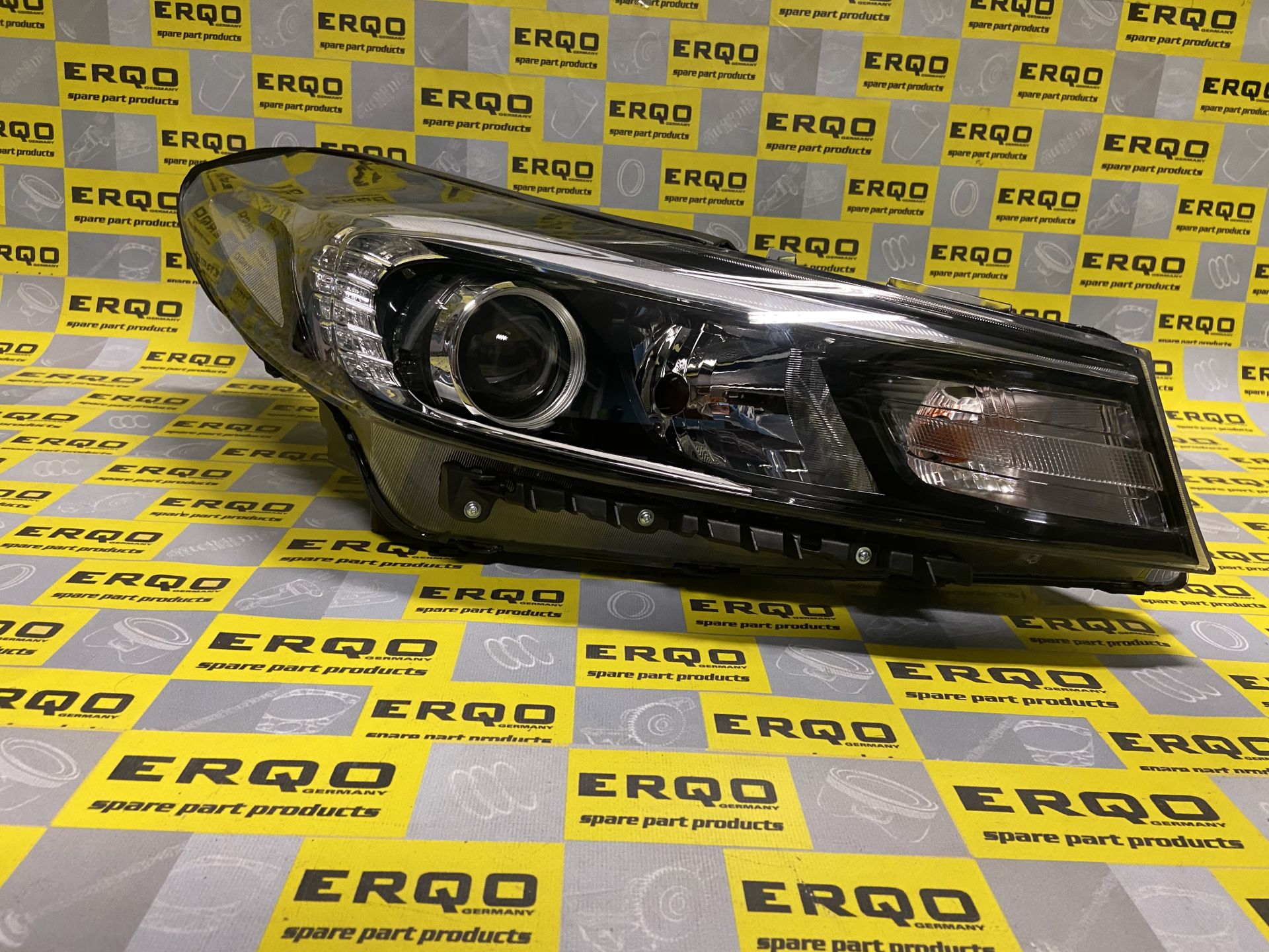 92102-A7540 FAR CERATO 2016 LEDLİ SAĞ